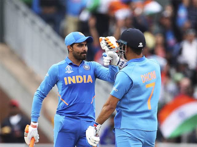 महेंद्र सिंह धोनी की देन हैं ये क्रिकेटर, अब विराट कोहली ले रहे इनके प्रदर्शन का श्रेय 2 महेंद्र सिंह धोनी की देन हैं ये क्रिकेटर, अब विराट कोहली ले रहे इनके प्रदर्शन का श्रेय