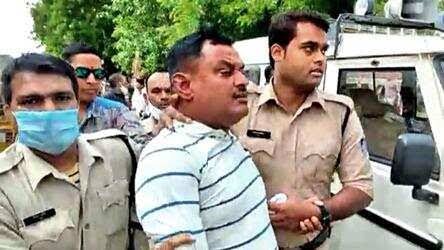 विकास दुबे को पकड़ने और एनकाउंटर में इस बिहारी की रही अहम भूमिका, योगी ने भी की तारीफ