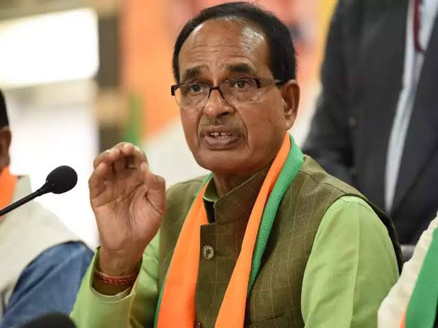 ज्योतिरादित्य सिंधिया का Pa निकला कोरोना पॉजिटिव, खतरे में मुख्यमंत्री शिवराज समेत 1 हजार कार्यकर्ता 1 ज्योतिरादित्य सिंधिया का Pa निकला कोरोना पॉजिटिव, खतरे में मुख्यमंत्री शिवराज समेत 1 हजार कार्यकर्ता