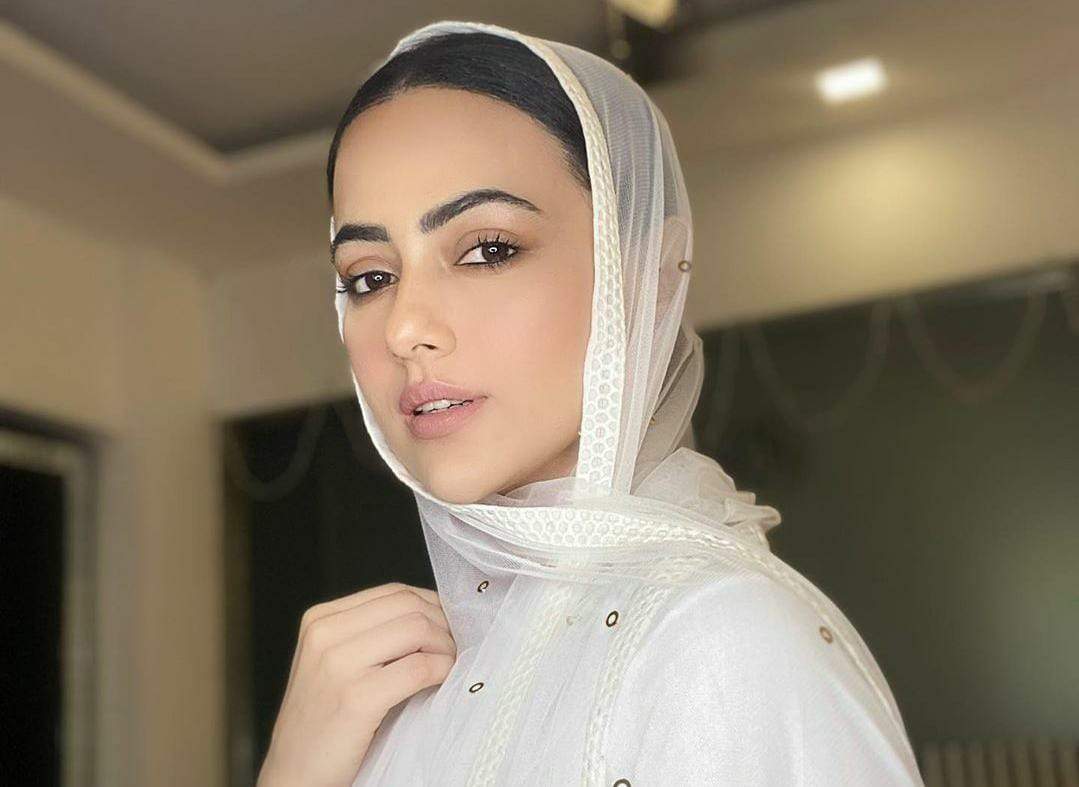 बॉलीवुड की चमकती दुनिया छोड़ कर कैसे बनी मज़हबी सना खान, कौन था Ex-बॉयफ्रेंड