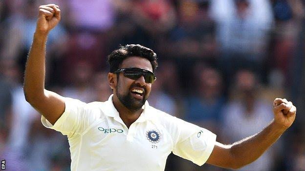 मेलबर्न में मिली जीत के बाद रोहित शर्मा ने भारतीय टीम के इस खिलाड़ी का बनाया मजाक 4 मेलबर्न में मिली जीत के बाद रोहित शर्मा ने भारतीय टीम के इस खिलाड़ी का बनाया मजाक