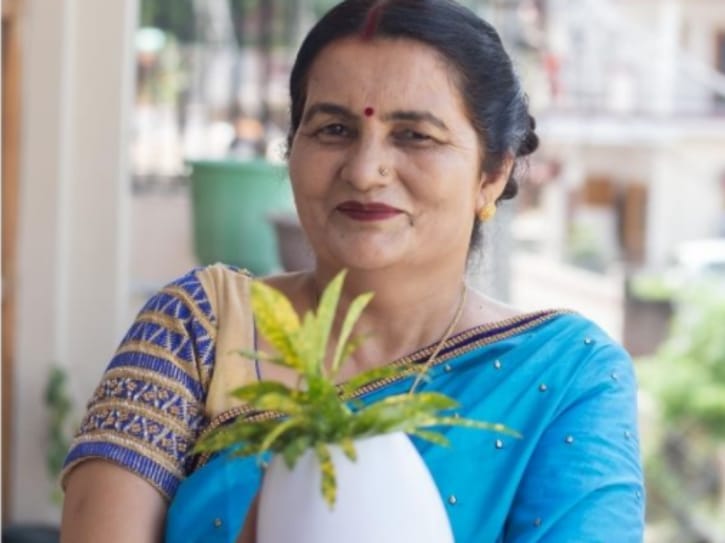 प्रेरणा: 50 साल की उम्र में बिजनेस मॉम ने शुरू किया व्यापार, हजारों लोगों को दे रही रोजगार 5 प्रेरणा: 50 साल की उम्र में बिजनेस मॉम ने शुरू किया व्यापार, हजारों लोगों को दे रही रोजगार