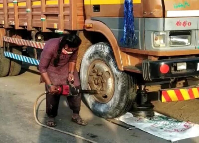 आदिलक्ष्मी