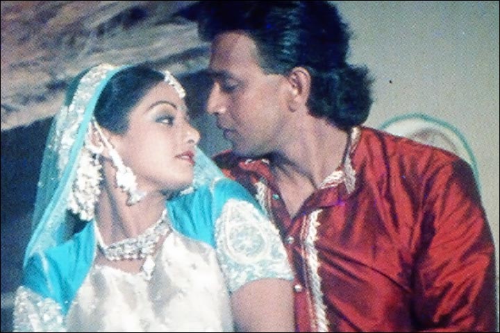 मिथुन चक्रवर्ती खुद को मैरिड बैचलर कहते थे, श्रीदेवी से लेकर माधुरी दीक्षित तक थे जुड़े 5 मिथुन चक्रवर्ती खुद को मैरिड बैचलर कहते थे, श्रीदेवी से लेकर माधुरी दीक्षित तक थे जुड़े