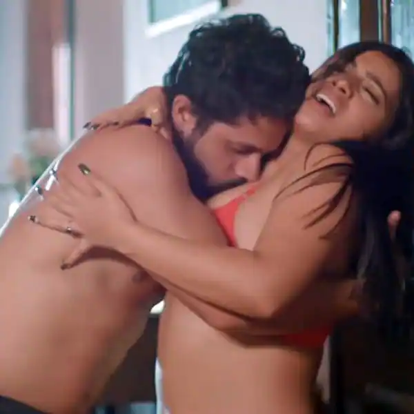 Kavita Bhabhi से लेकर Gandii Baat सहित, इन 8 वेब सीरीज में हुई बोल्डनेस की हदें पार, अकेले में ही देखें इन्हें 2 Kavita Bhabhi से लेकर Gandii Baat सहित, इन 8 वेब सीरीज में हुई बोल्डनेस की हदें पार, अकेले में ही देखें इन्हें