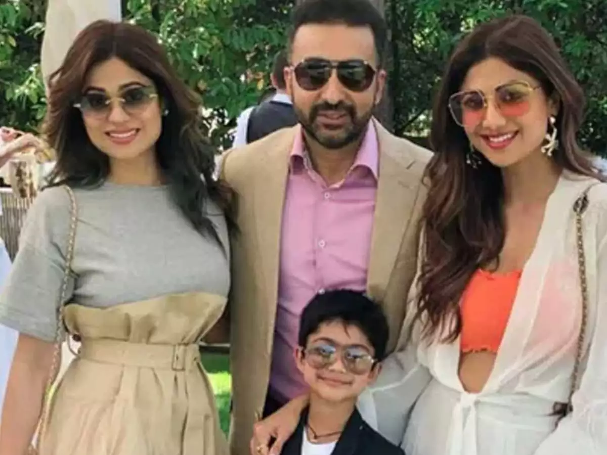 काफी लम्बे समय से बॉलीवुड फिल्मों से दूर रहने के बाद यहाँ से करोड़ो की कमाई करती हैं शमिता शेट्टी