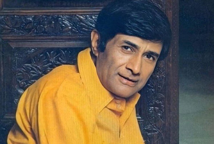 देव आनंद के पब्लिकलि काले कोट पहनने पर कोर्ट ने लगा दिया था बैन, जानिए खास वजह  