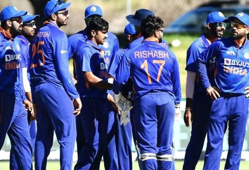 Indvswi: वनडे में फिट नहीं बैठ रहा Team India का ये खिलाड़ी, सेलेक्टर्स ने दिखाया Team से बाहर का रास्ता