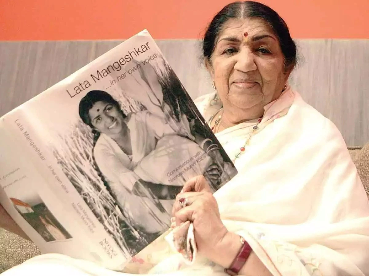 स्वर कोकिला Lata Mangeshkar का क्रिकेट से रहा है खास लगाव, जब विश्व विजेता टीम को देने के लिए बीसीसीआई के पास नहीं थे पैसे, लता दी ने बड़ा दिल दिखाते हुए किया था ये काम