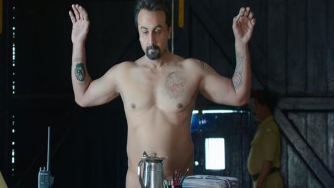 किरदार में जान डालने के लिए सबके सामने न्यूड हो गए Bollywood के ये स्टार्स, दमदार एक्टिंग से फैंस के दिलों में छोड़ी गहरी छाप