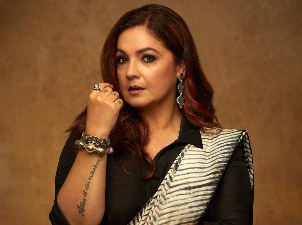 पति से तलाक होने के बाद काफी डिप्रेशन में चली गई थी Pooja Bhatt, शराब की लत ने पहुंचा दिया था मौत के कगार पर 4 Pooja Bhatt