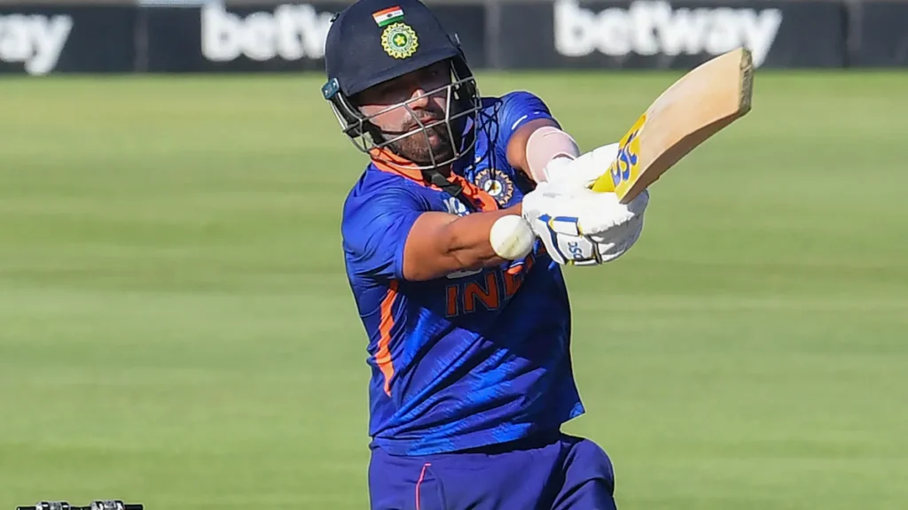 टेस्ट मैच से ठीक पहले मुश्किल में रोहित एंड कंपनी, अब Team India का ये बड़ा खिलाड़ी हुआ चोटिल