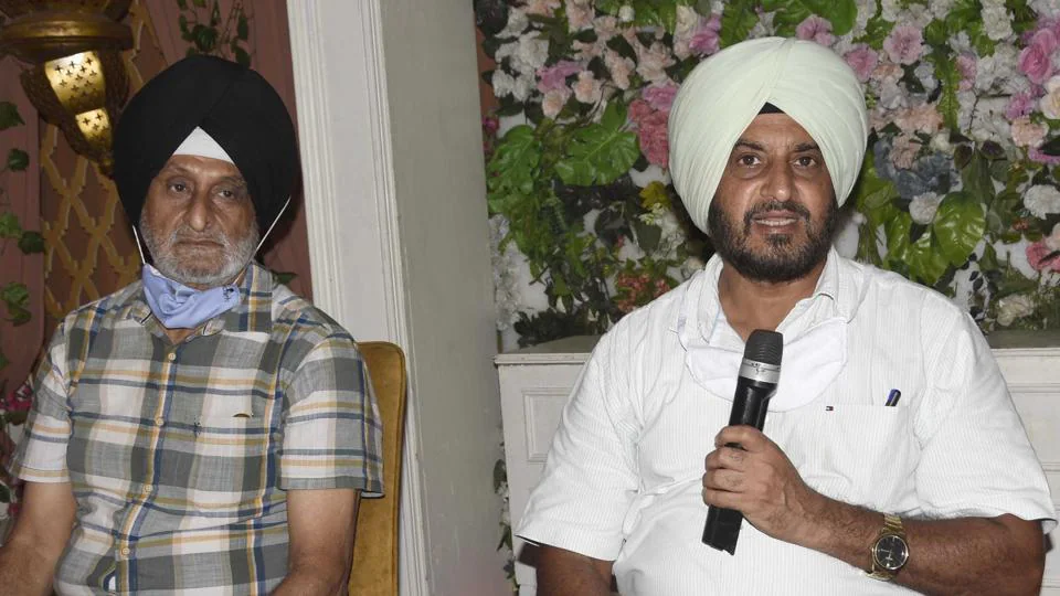 मैच शुरु होने से पहले ही Team India की हुई बल्ले-बल्ले, जानिए किन खिलाड़ियों को सूट करेगा मोहाली का पिच 3 मैच शुरु होने से पहले ही Team India की हुई बल्ले-बल्ले, जानिए किन खिलाड़ियों को सूट करेगा मोहाली का पिच