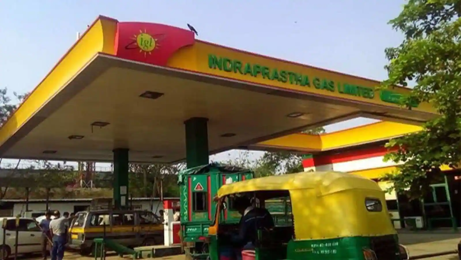Cng Price Today: 12 घंटे में दो बार बढ़े Cng के दाम, जानें क्या है दिल्ली-Ncr समेत बाकी हिस्सों में रेट 2 Cng Price Today