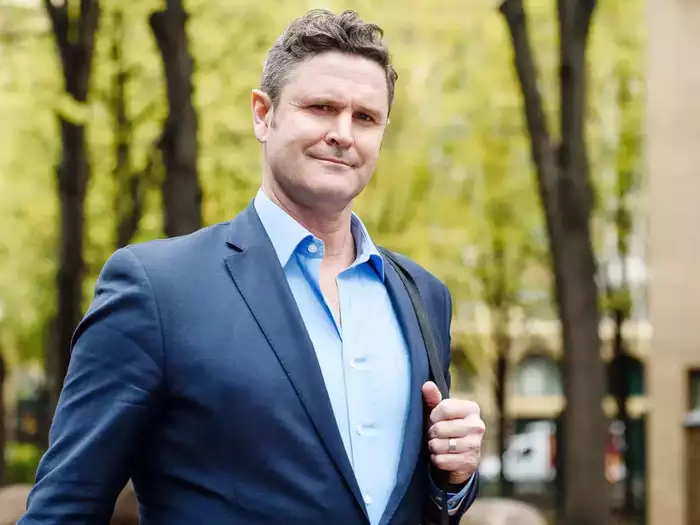 पहले काफी अमीर थे ये 5 Cricketer, लेकिन समय का पहिया ऐसा बदला की बन गए गरीब 2 क्रिस क्रेन्स (New Zealand Cricketer)