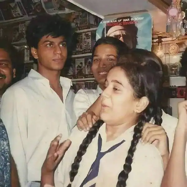 बॉलीवुड के ये 10 सेलेब्रिटी जाने कैसे दिखते थे अपने बचपन में, देखें ये स्कूल टाइम की फोटो