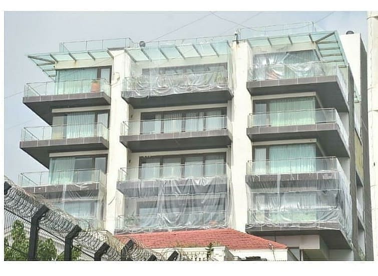 शाहरुख खान के जन्नत जैसे घर &Quot;मन्नत&Quot; की कीमत जानकर उड़ जायेंगे आपके होश