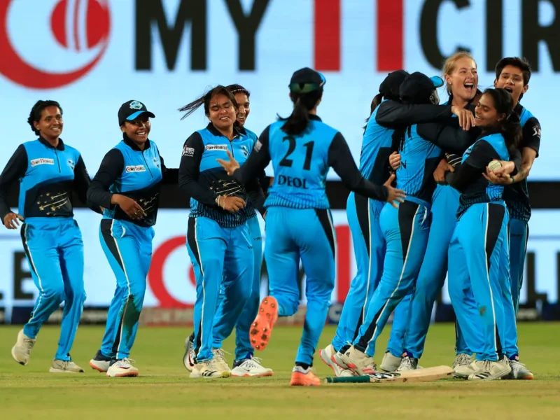 Women T20 चैलेंज 2022: तीसरी बार ख़िताब पर कब्ज़ा किया हरमनप्रीत की टीम ने, करीबी मुकाबले में मिली 4 रन से जीत