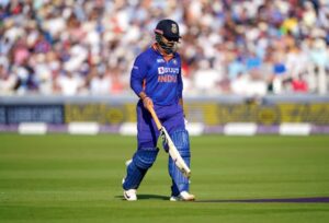 “मैं आंकड़े नहीं देखता हूं&Quot; लगातार खराब प्रर्दशन के बावजूद भी Rishabh Pant के सर चढ़ा रहा घंमड, Odi सीरीज को लेकर दिया अटपटा बयान 
