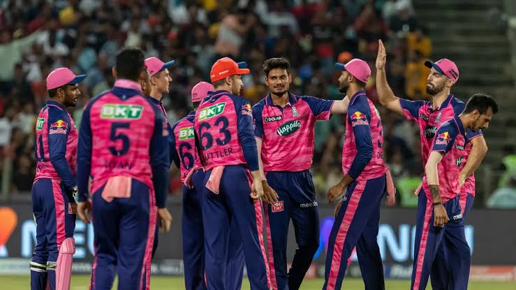 Ipl 2023 : सनराइजर्स हैदराबाद के खिलाफ ऐसी होगी राजस्थान रॉयल्स की प्लेइंग Xi, इन खिलाड़ियों पर होगी नज़र 2 Ipl 2023 : सनराइजर्स हैदराबाद के खिलाफ पहले मैच में इस टीम के साथ उतरेंगी राजस्थान रॉयल्स की टीम