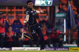 Video: कैच लपकने के चक्कर में बुरी तरह जख्मी हुए  Shubhman Gill, अब Ipl 2023 से हो सकते हैं बाहर!