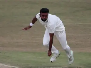 पहले टेस्ट में मिली जीत के बावजूद इन 3 खिलाड़ियों पर फूटा रोहित शर्मा का गुस्सा, दूसरे मैच से करेंगे बाहर  4 जयदेव उनादकट