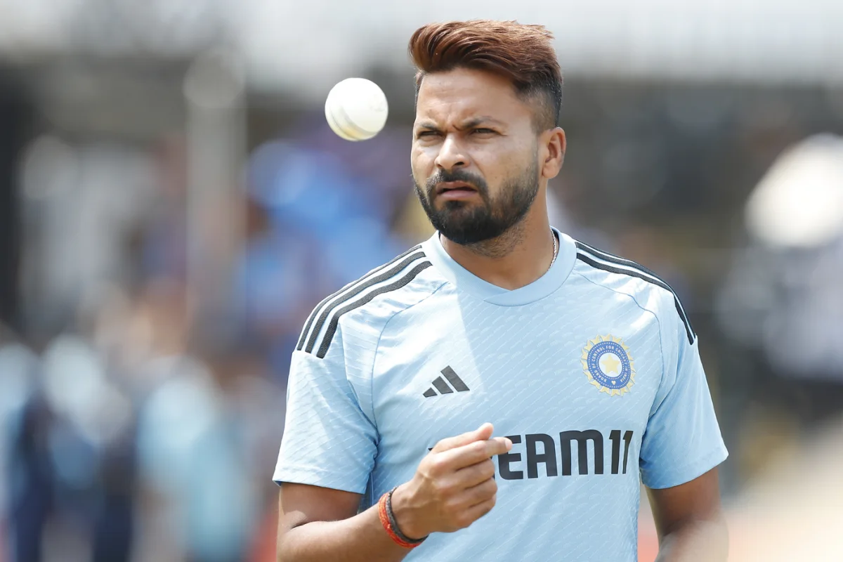 काफी खराब खेल दिखाने के बाद भी सिर्फ पहचान की वजह से टीम इंडिया में मिला मौका, अब ऑस्ट्रेलिया के खिलाफ खेलेगा टी20 सीरीज 3 Mukesh Kumar