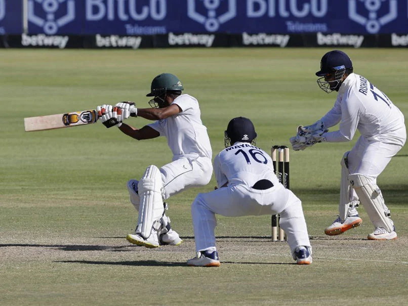 धोनी के इस चेले को अब नहीं मिलेगा टीम इंडिया में मौका, चेन्नई के ही इस खिलाड़ी ने बंद किए दरवाजे 3 Team India