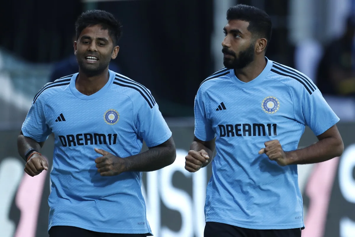 सूर्या-बुमराह ने नीता अंबानी को भेजा हार्दिक पांड्या के खिलाफ नोटिस, इस वजह से मुंबई इंडियंस छोड़ने की दी धमकी 2 Hardik Pandya, Jasprit Bumrah And Suryakumar Yadav