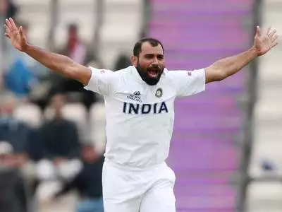 टेस्ट सीरीज के बीच फैंस को मिली बुरी खबर, मोहम्मद शमी ने टीम इंडिया से लिया अचानक संन्यास 3 Mohammed Shami