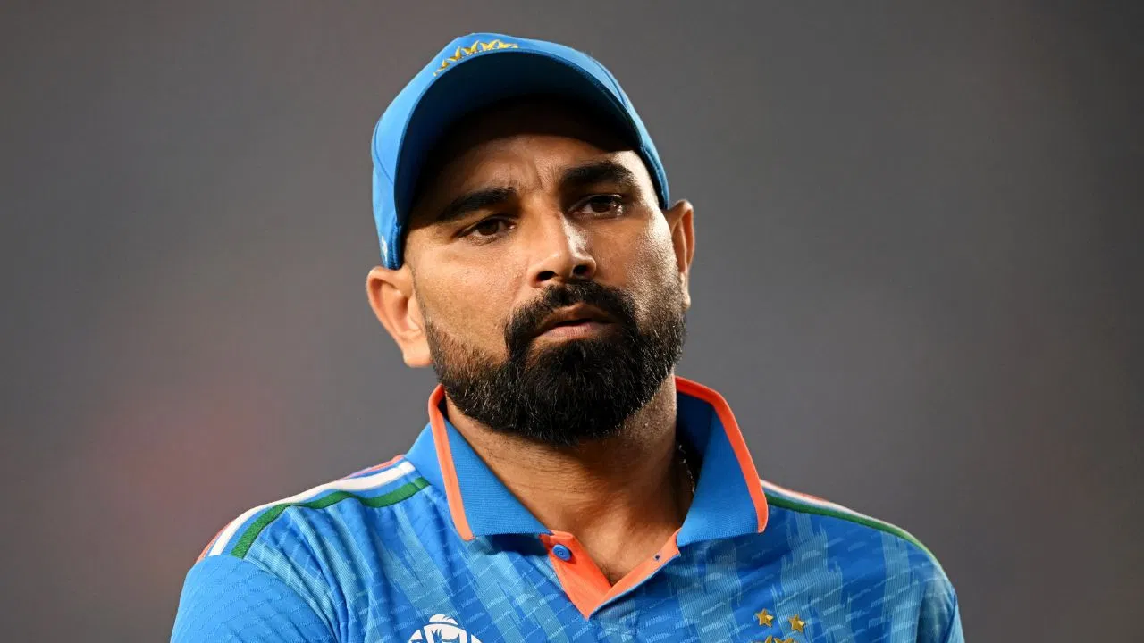 टेस्ट सीरीज के बीच फैंस को मिली बुरी खबर, मोहम्मद शमी ने टीम इंडिया से लिया अचानक संन्यास 2 Mohammed Shami