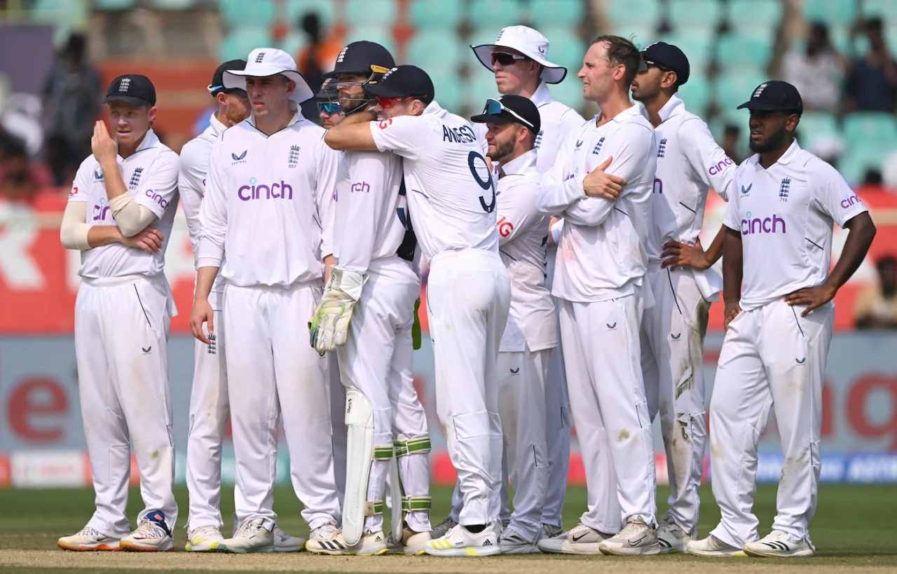 Ind Vs Eng: विशाखापत्तनम टेस्ट मैच में इस दिग्गज खिलाड़ी की टूटी उंगली, अब आखिरी 3 टेस्ट से भी हुआ बाहर 3 Ind Vs Eng