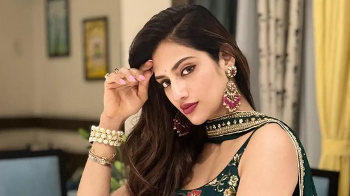 प्यार, शादी फिर मिला धोखा, राजनीति से भी नुसरत जहां का कटा पत्ता, अब एक्ट्रेस का हुआ बद से बदत्तर हाल 2 प्यार, शादी फिर मिला धोखा, राजनीति से भी नुसरत जहां का कटा पत्ता, अब एक्ट्रेस का हुआ बद से बदत्तर हाल