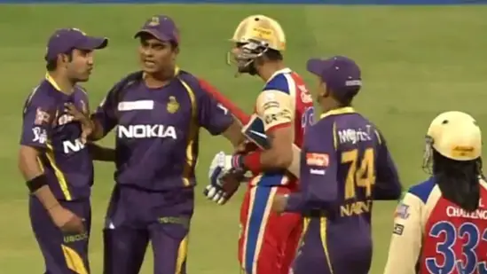 Video: विराट कोहली और गौतम गंभीर के बीच फिर से हुई दोस्ती, दोनों ने गले मिलकर जीता सभी का दिल, वीडियो हुआ वायरल 3 Virat Kohli And Gautam Gambhir