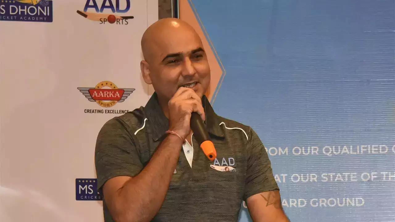 Ipl 2024 के बीच एमएस धोनी को लगा 15 करोड़ का चूना, धोखाधड़ी के आरोप में पूर्व बिजनेस पार्टनर गिरफ्तार, जानें पूरा मामला 4 Mihir Diwakar