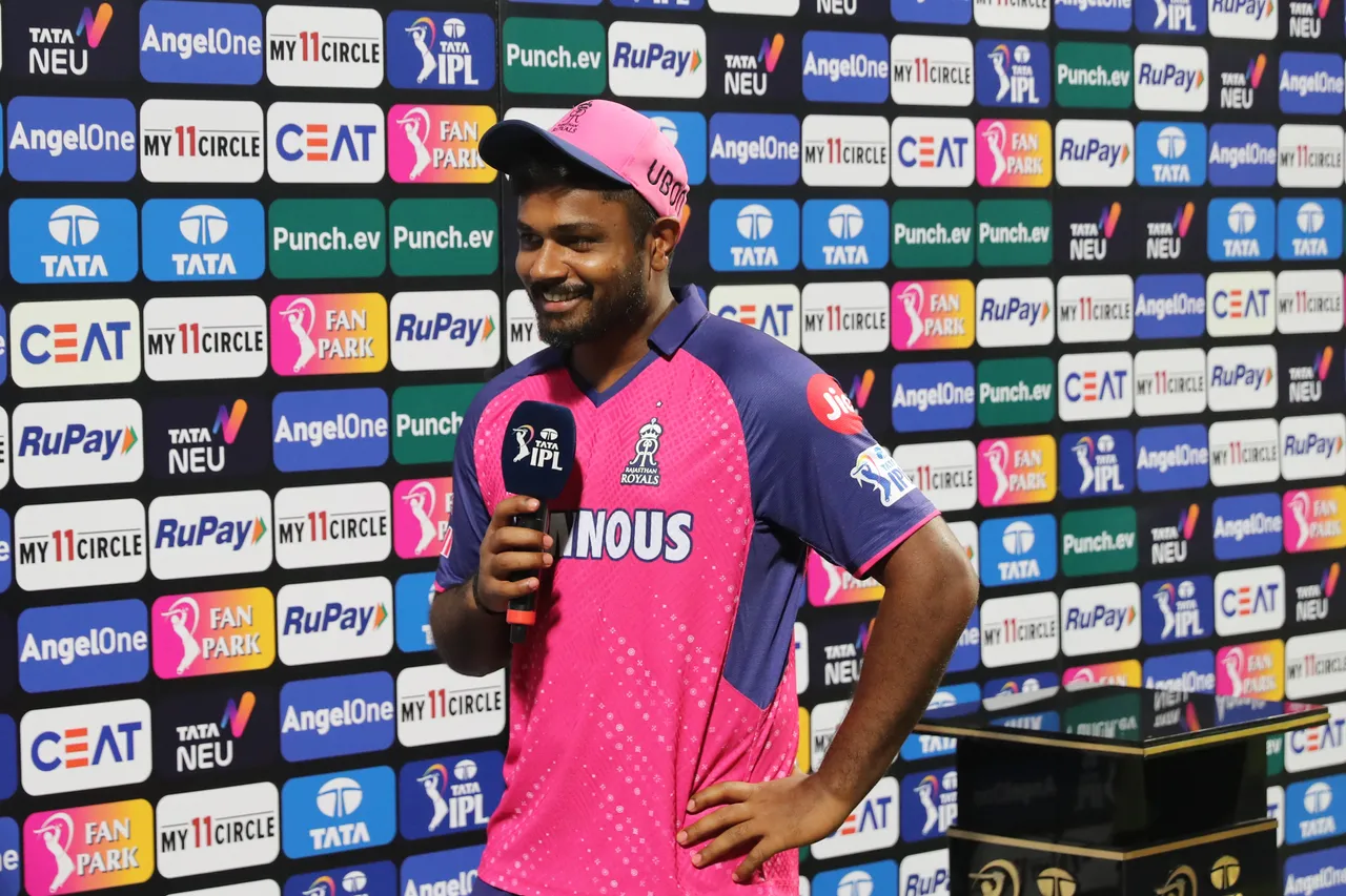 'लगता है उन्हें बताना....' मैदान पर हुई टक्कर के बाद संजू सैमसन ने आवेश खान पर चलाई मीठी छुरी, बाकि खिलाड़ियों पर लुटाया प्यार 3 Sanju Samson