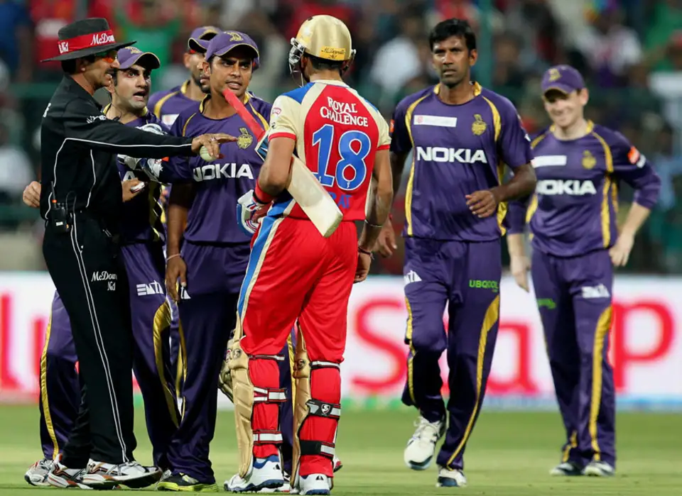Ipl 2024 के 2 क्रिकेटर, जिनकी नाक पर हमेशा बैठा रहता है गुस्सा, हर पल लात-घूसे चलाने के लिए रहते है तैयार 3 Gautam Gambhir And Virat Kohli