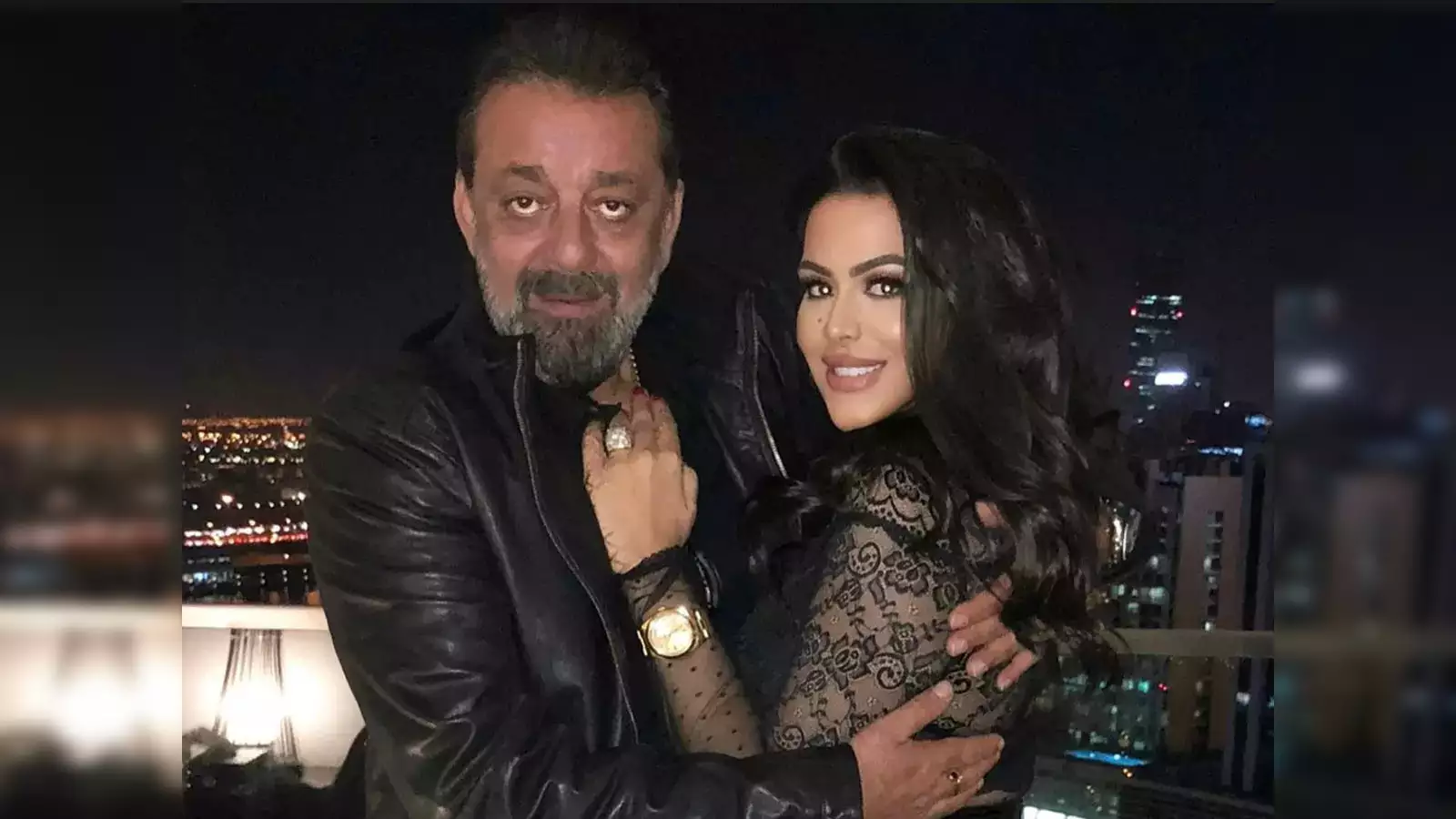 सजंय दत्त नहीं कराना चाहते बेटी त्रिशाला की बॉलीवुड में एंट्री, बोले - 'मैं नहीं चाहता वो यहां अपनी कमर मटकाए..'  4 सजंय दत्त नहीं कराना चाहते बेटी त्रिशाला की बॉलीवुड में एंट्री, बोले - 'मैं नहीं चाहता वो यहां अपनी कमर मटकाए..'