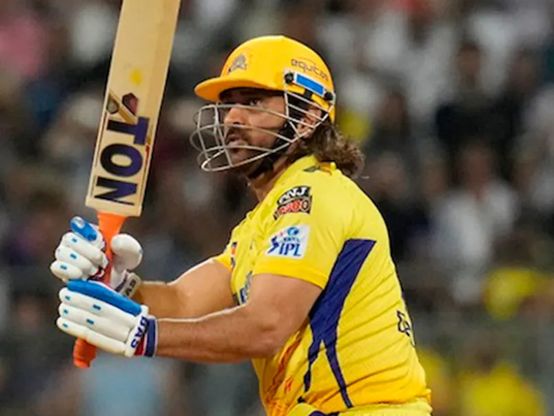 एमएस धोनी का मैदान में आना इस क्रिकेटर की पत्नी के लिए बना आफत, सोशल मीडिया पर सुनाई अपनी आपबीती 3 Ms Dhoni