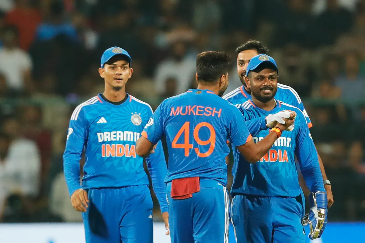 Ipl 2024 के बीच इस खिलाड़ी का टीम इंडिया से हमेशा के लिए कटा पत्ता, ऋषभ पंत की वजह से करियर पर लगा फुल स्टॉप 4 Sanju Samson