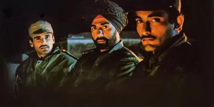 तीनों खान ने ठुकरा दी थी 'बॉर्डर', किसी भी कीमत पर देशभक्ति फिल्म में नहीं करना चाहते थे काम, वजह जानकर उड़ जाएंगे होश 2 तीनों खान ने ठुकरा दी थी 'बॉर्डर', किसी भी कीमत पर देशभक्ति फिल्म में नहीं करना चाहते थे काम, वजह जानकर उड़ जाएंगे होश