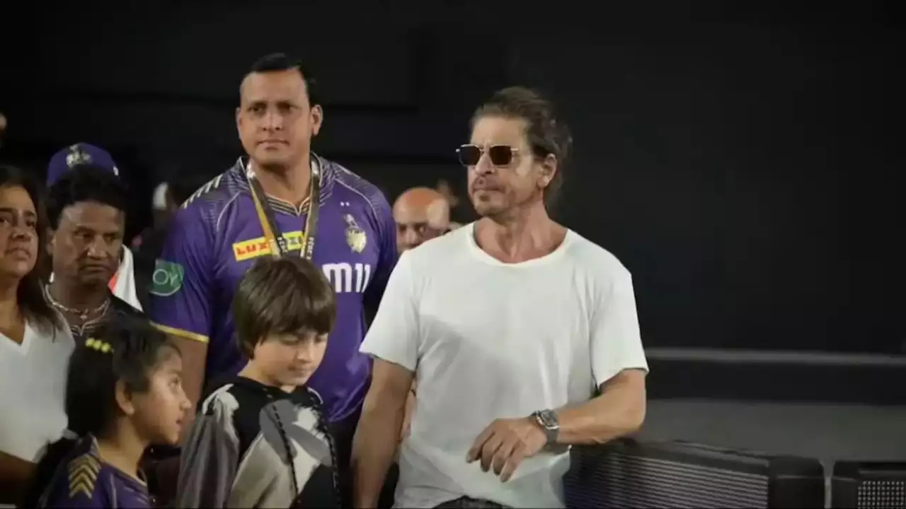 फाइनल से पहले बिगड़ी Kkr के मालिक शाहरूख खान की तबियत, गंभीर हालत में अस्पताल में करवाया गया भर्ती 3 Shahrukh Khan