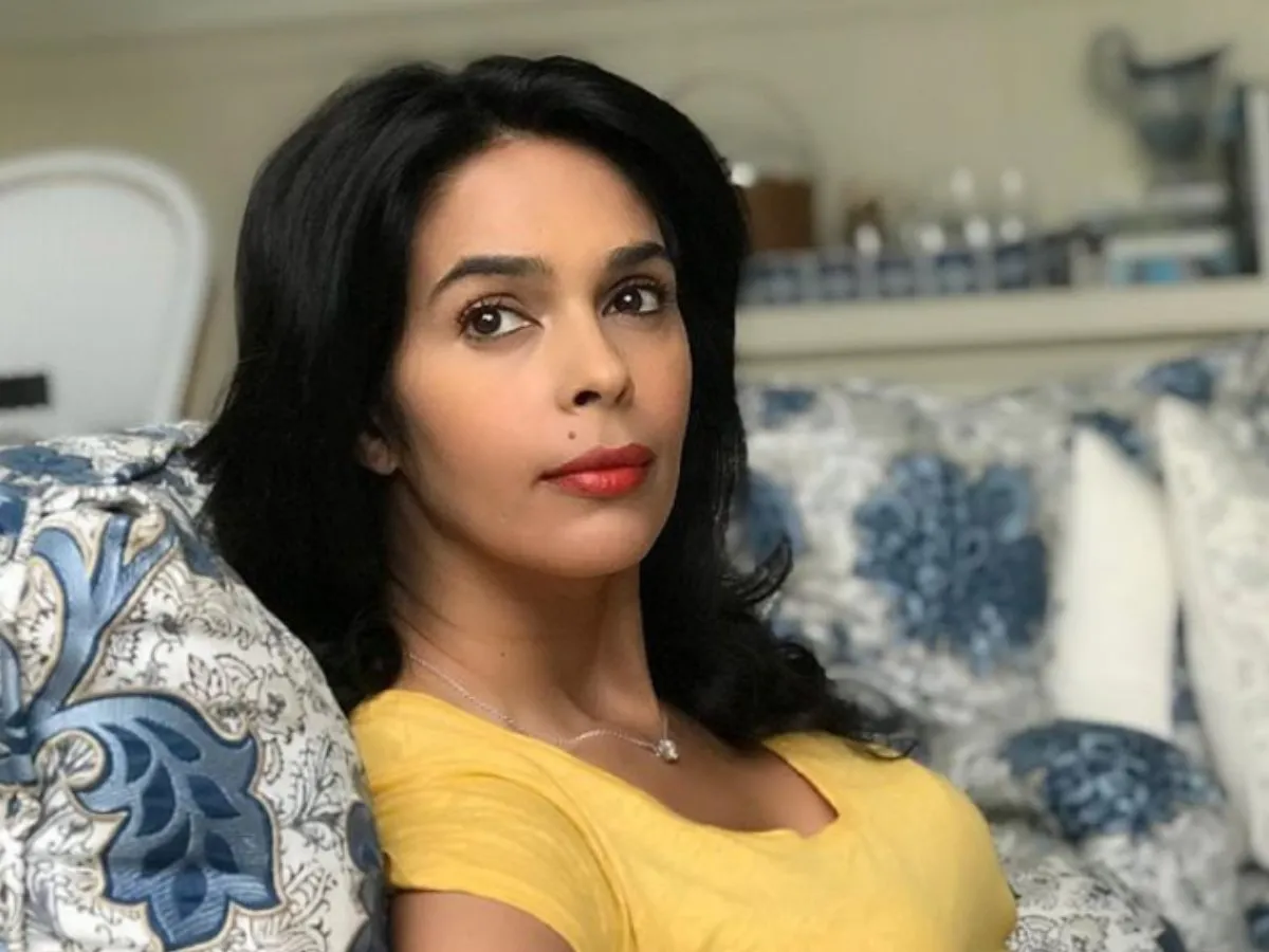 बॉलीवुड की 5 एक्ट्रेसेस, जिन्होंने समाज की बनाई हुई रीतियों की तोड़ी बेड़ियां, पिता को छोड़ अपने नाम के आगे लगाया मां का सरनेम 5 Bollywood Actress With Mother Surname