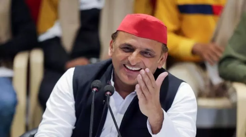 अखिलेश की साइकिल ने Up में कमल को रौंदा, अब योगी बाबा नहीं यादव चलाएंगे सरकार 2 Akhilesh Yadav