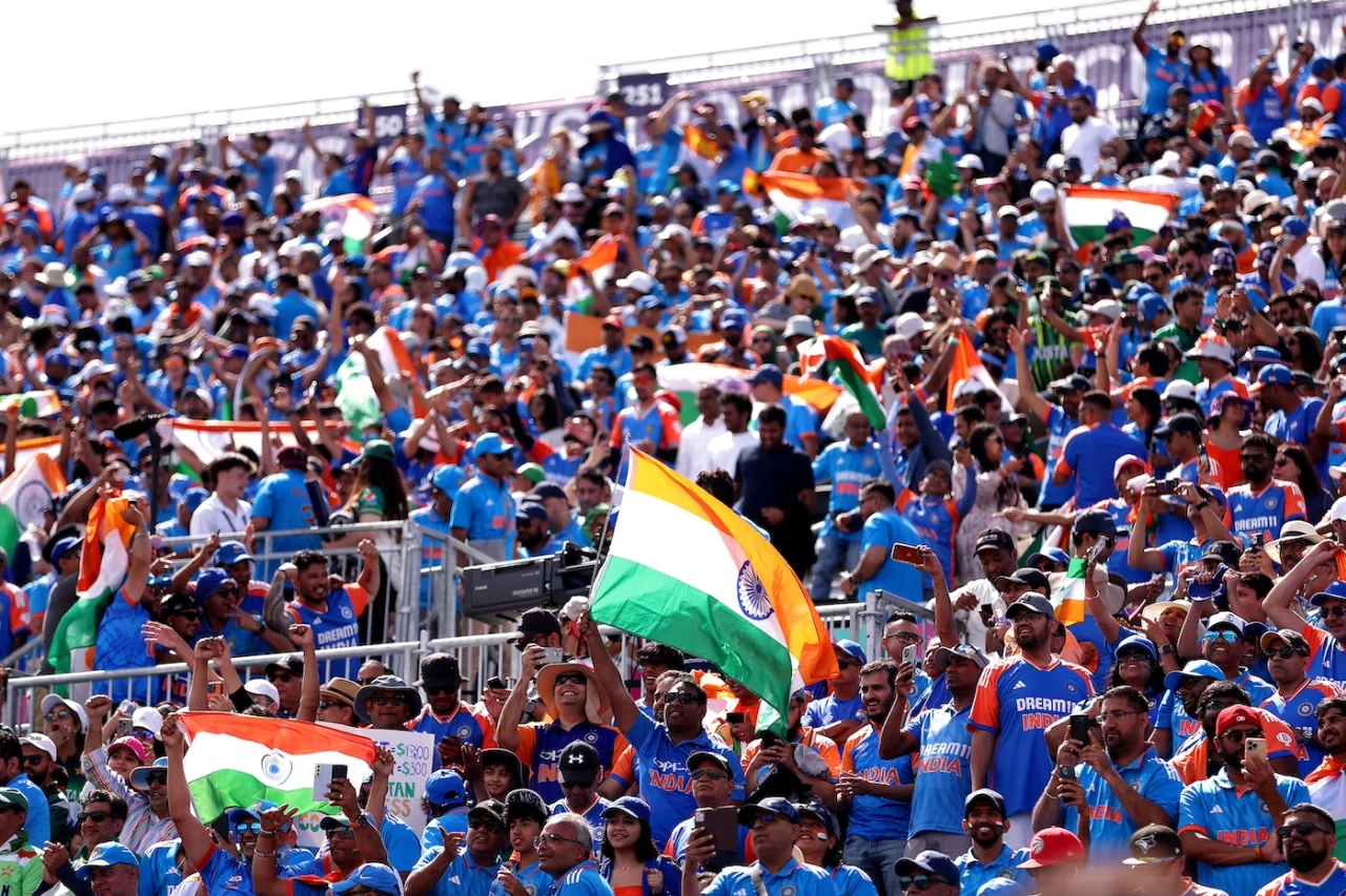 Cricket Fans