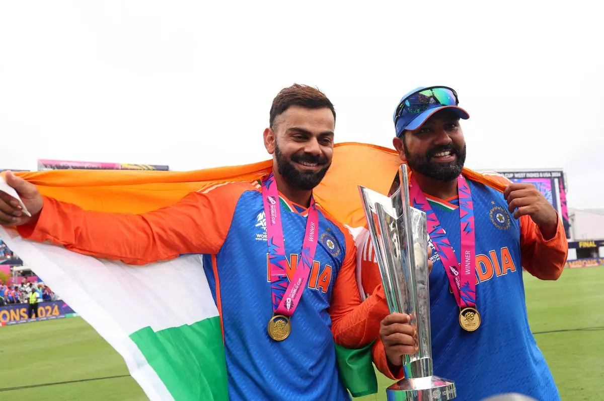 रोहित शर्मा और विराट कोहली वापिस लेंगे संन्यास! Bcci के ऐलान से फैंस में खुशी की लहर 3 Rohit Sharma And Virat Kohli