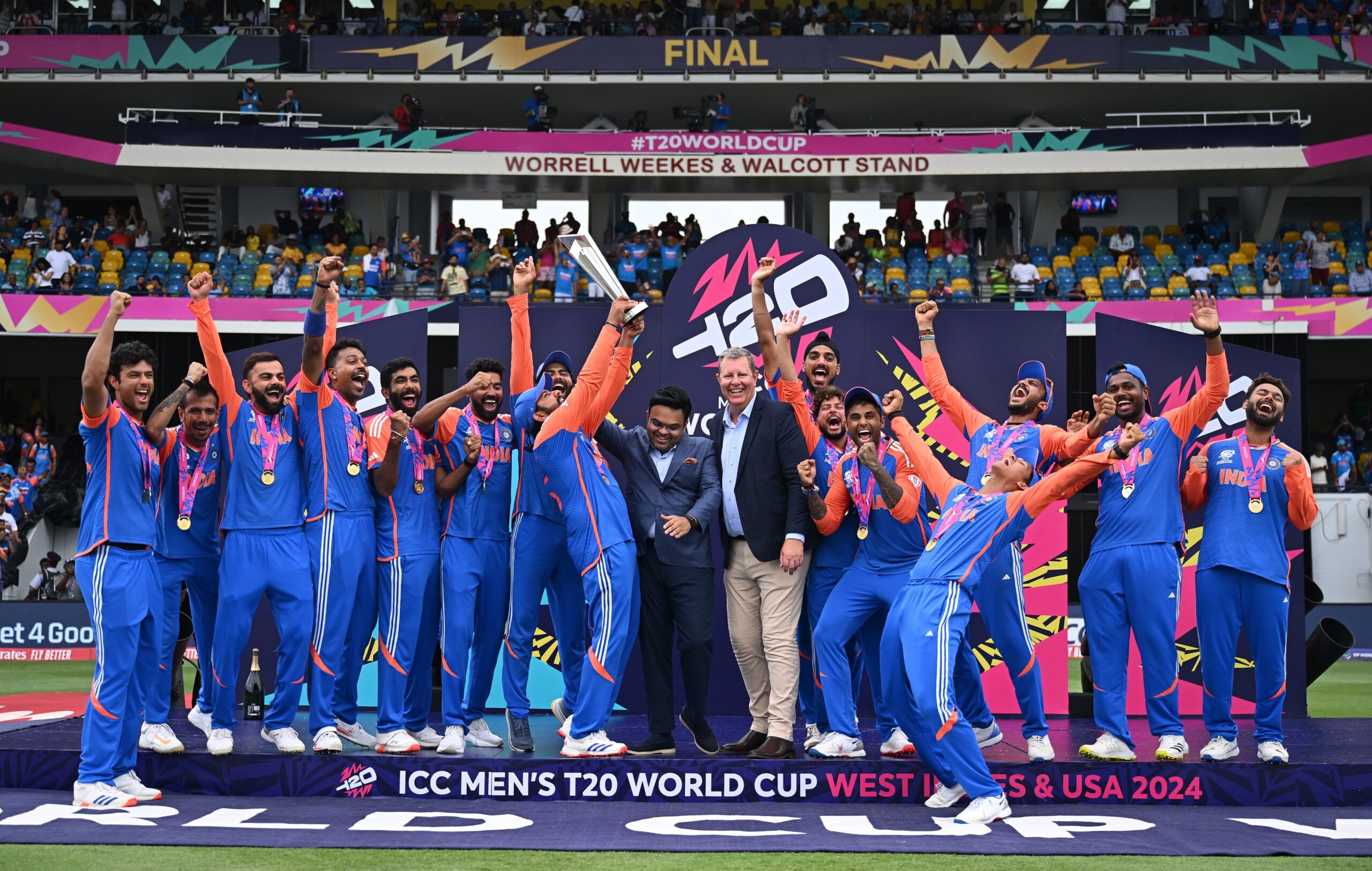 'मेरे दिल की धड़कनें.....' एमएस धोनी ने दी टीम इंडिया को जीत की बधाइयां, जन्मदिन के तोहफे के लिए किया शुक्रिया अदा 3 Team India