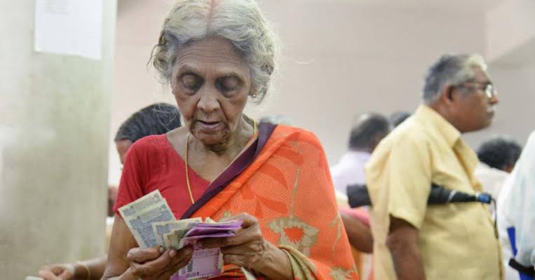 सरकार ने नई स्कीम का किया ऐलान, पत्नी के नाम खुलवाए खाता, हर महीने मिलेंगे 45 हजार 4 New Pension Scheme