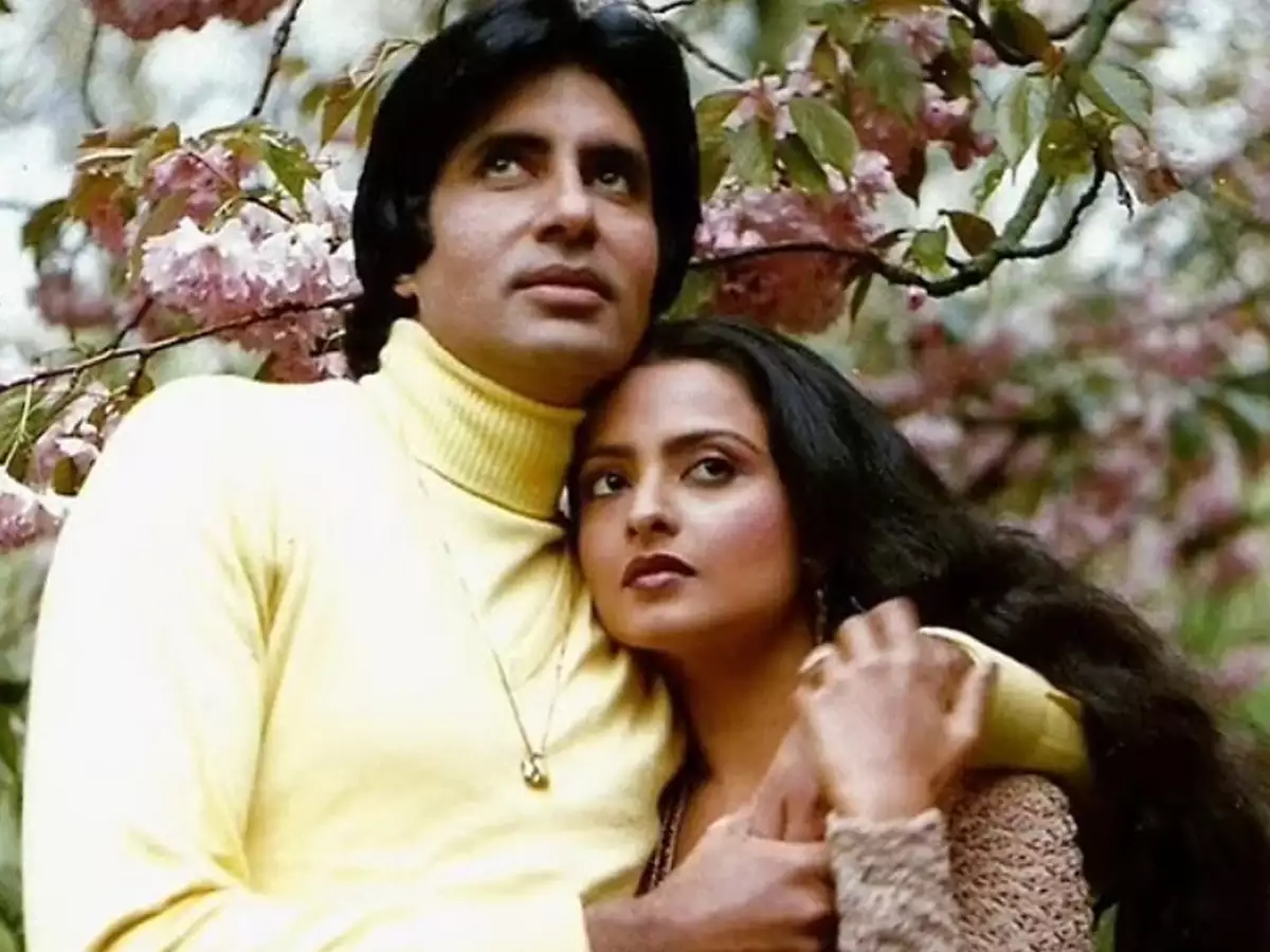 जया बच्चन ने किया चौंकाने वाला खुलासा, बोलीं - एडजस्ट नहीं करती तो आज मेरे पति किसी और के होते... 2 जया बच्चन ने किया चौंकाने वाला खुलासा, बोलीं - एडजस्ट नहीं करती तो आज मेरे पति किसी और के होते...