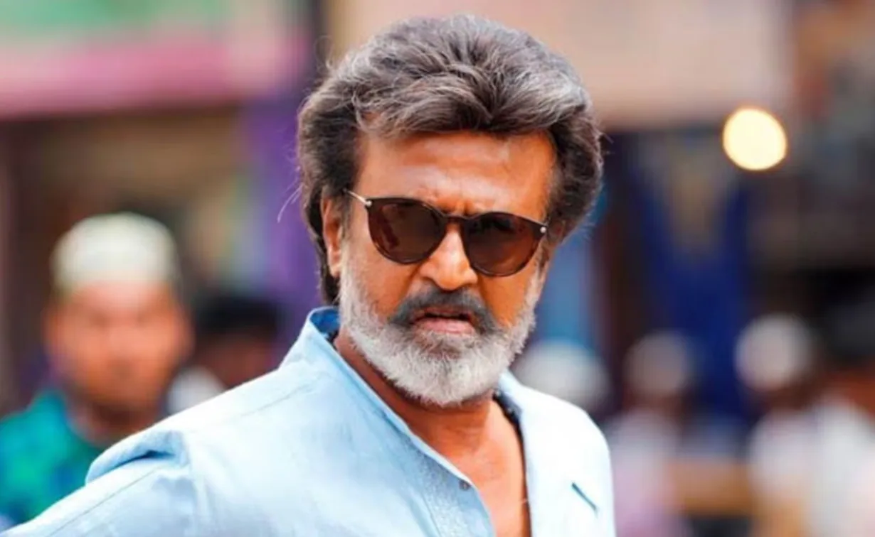 किसी ने करवाया बट, तो किसी ने प्राइवेट पार्ट का कराया इंश्योरेंस, प्रियंका चोपड़ा समेत रजनीकांत ने अपनी बॉडी पर खर्च किए करोड़ों 6 किसी ने करवाया बट, तो किसी ने प्राइवेट पार्ट का कराया इंश्योरेंस, प्रियंका चोपड़ा समेत रजनीकांत ने अपनी बॉडी पर खर्च किए करोड़ों